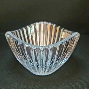 Gorgeous Waterford Marquis Crystal Ribbed Trinket dish price firm!